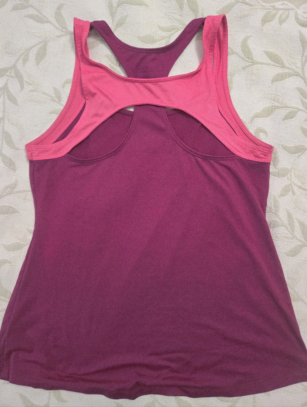 Old Navy Two-Tone Racerback Tank Top Size L